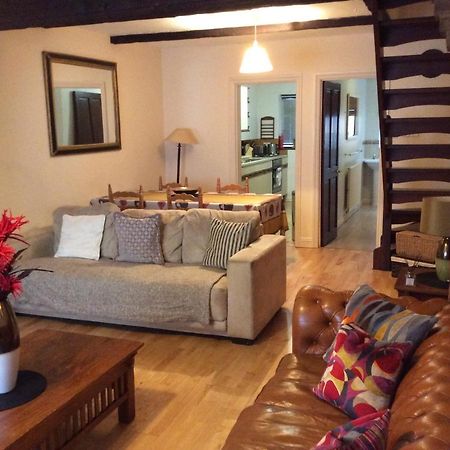 Cosy Central Windsor House Sleeps 4 Exteriör bild